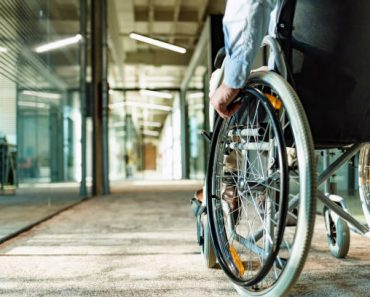 Quels sont les types d’ERP concernés par la mise en accessibilité pour fauteuils roulants ?